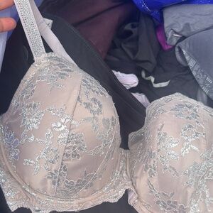 Victorias Secret Tan/Silver Lace Intimates Bra